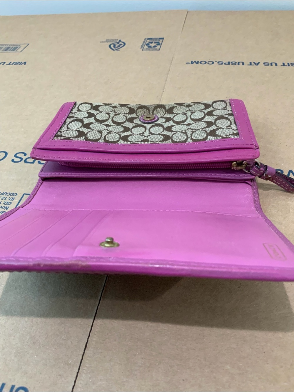 Coach Brown Signature Wallet with Pink Trim - Picture 4 of 5